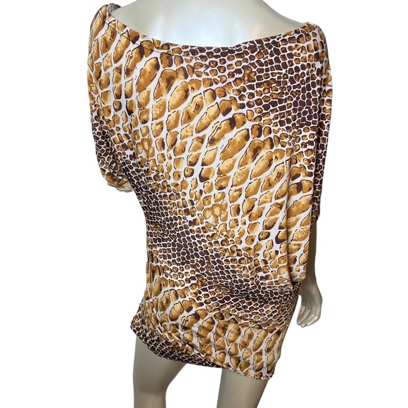 Huefulitn brand Brown Animal Print Top - Picture 5 of 8
